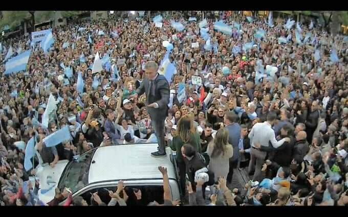 El Presidente Macri encabeza la marcha del Sí Se Puede en toda la Argentina.