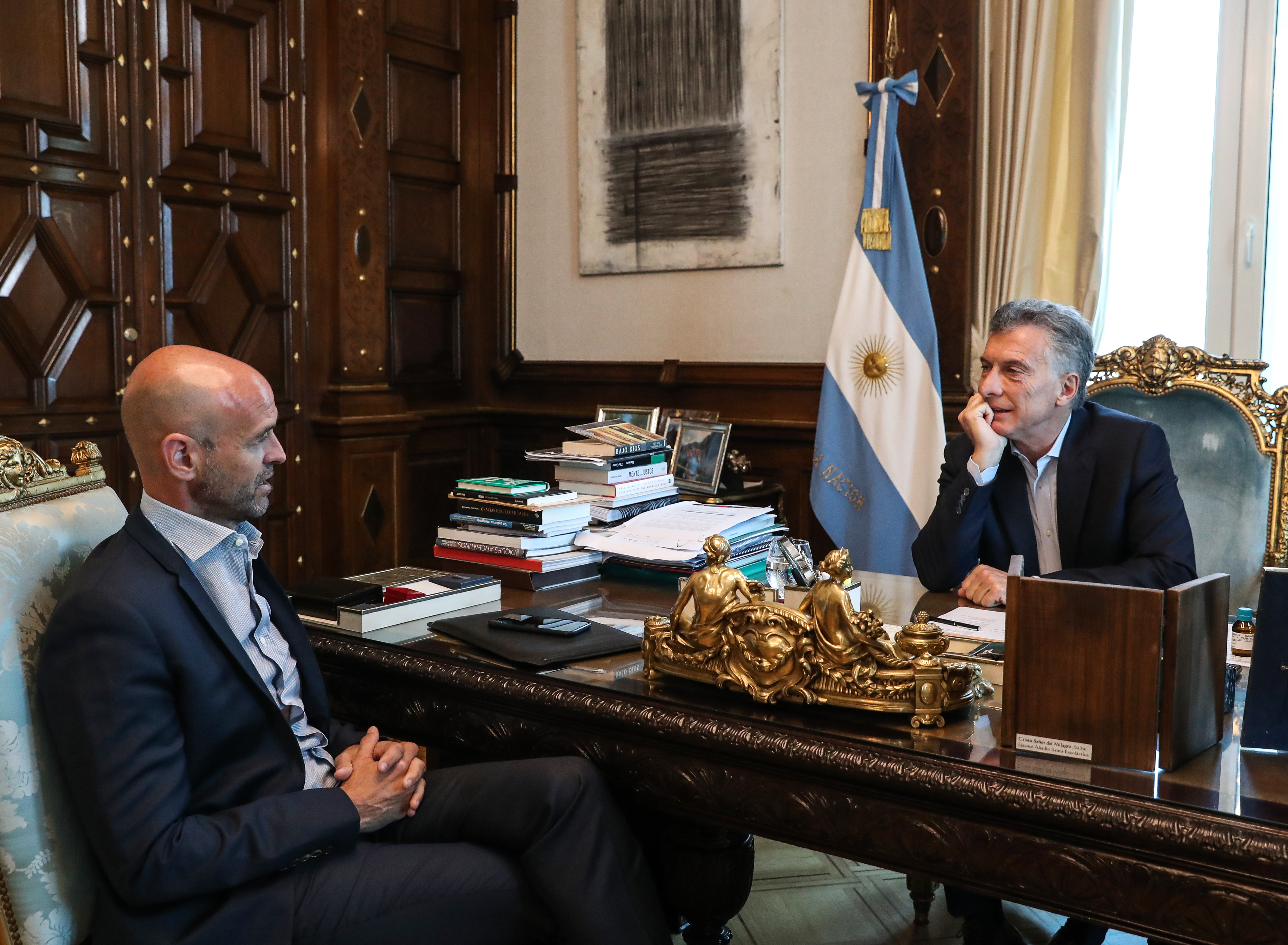 El Presidente Mauricio Macri se reunió con el ministro de Transporte, Guillermo Dietrich.