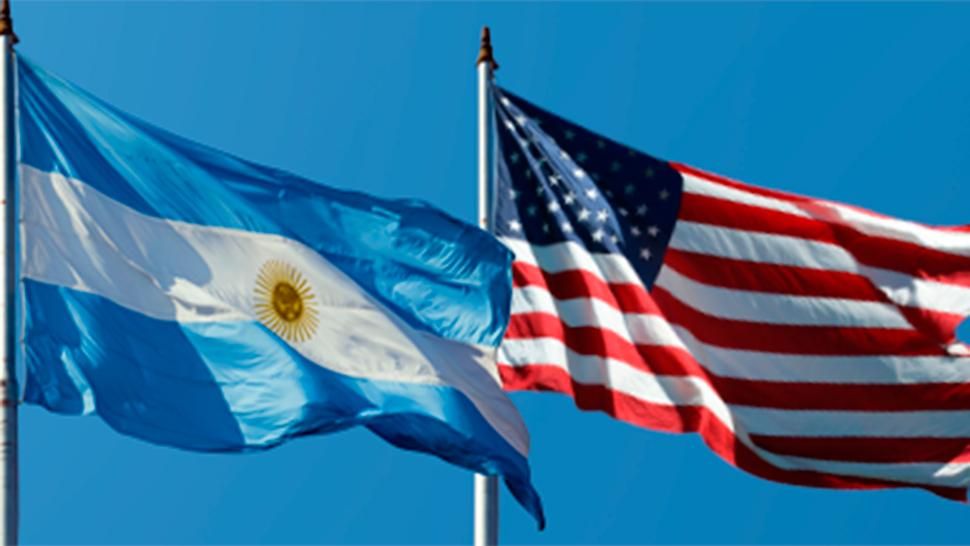 Por la crisis económica, la Argentina aumenta la demanda de visas para Estados Unidos.