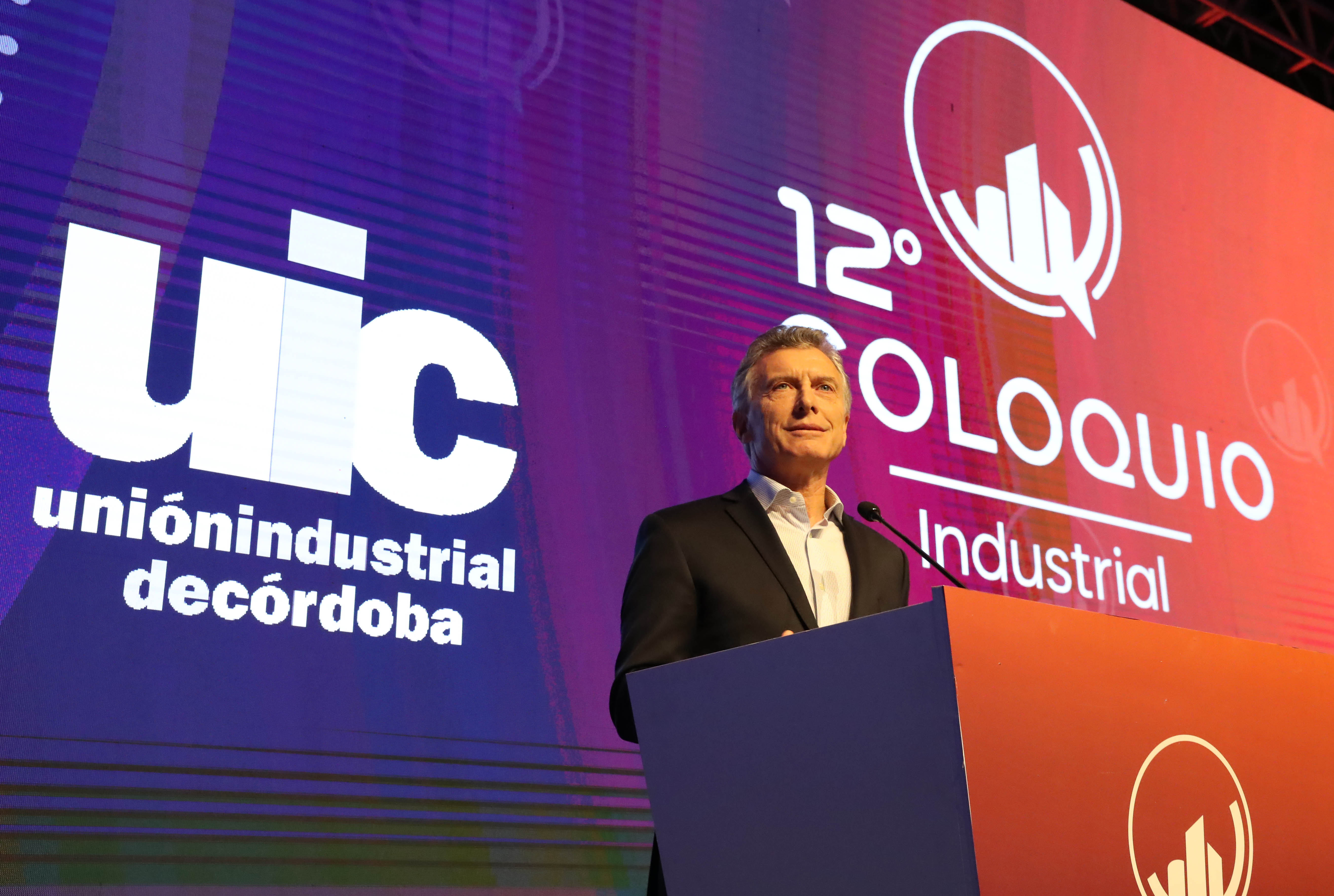El Presidente Macri expuso ante el Coloquio de la Unión Industrial de Córdoba.