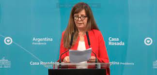 La portavoz de Presidencia, Gabriela Cerruti, hizo pública la declaración de apoyo a la vicepresidenta, Cristina Kirchner.