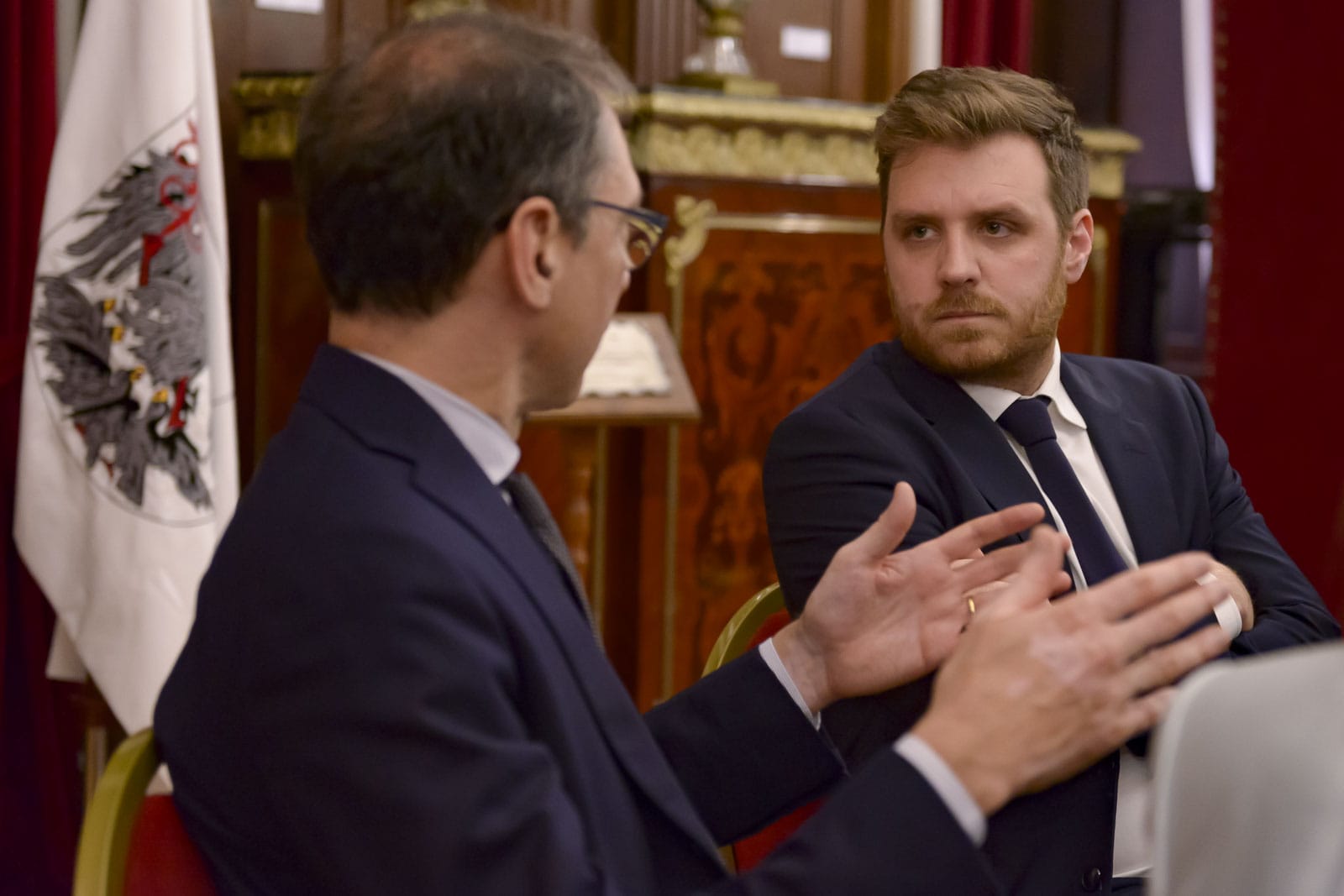 El vicepresidente 1° de la Legislatura Porteña, Emmanuel Ferrario, junto al rector de la Universidad de Bologna, Giovanni Molari.
