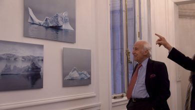 Legislatura: Se inauguró una muestra que contiene fotos de los glaciares de la Antártida Argentina.