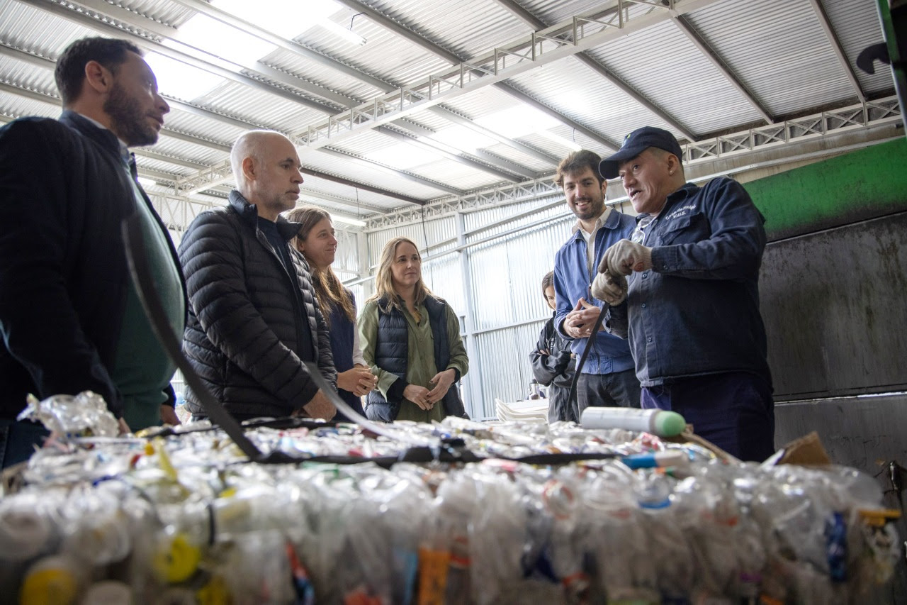 Horacio Rodríguez Larreta inauguró una planta de reciclaje en el Barrio Mugica.