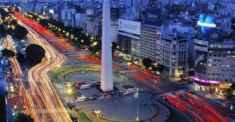 El Obelisco en la Ciudad de Buenos Aires, capital de la Argentina.