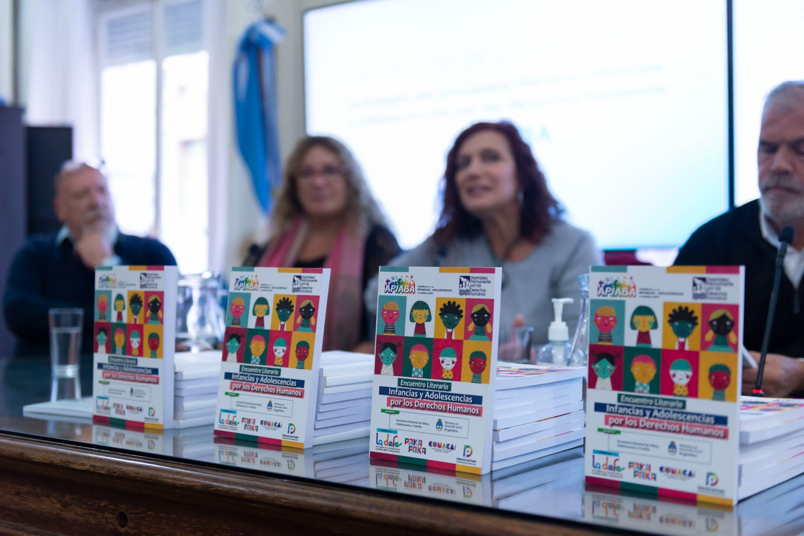 La Legislatura de la Ciudad de Buenos Aires declaró de Interés a un libro.
