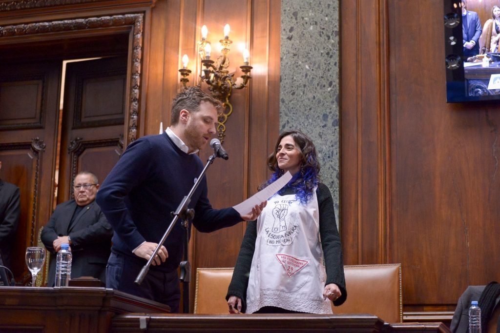 El Vicepresidente primero de la Legislatura Porteña, Emmanuel Ferrario, le prestó juramento a la legisladora Vanesa Giselle Gagliardi.